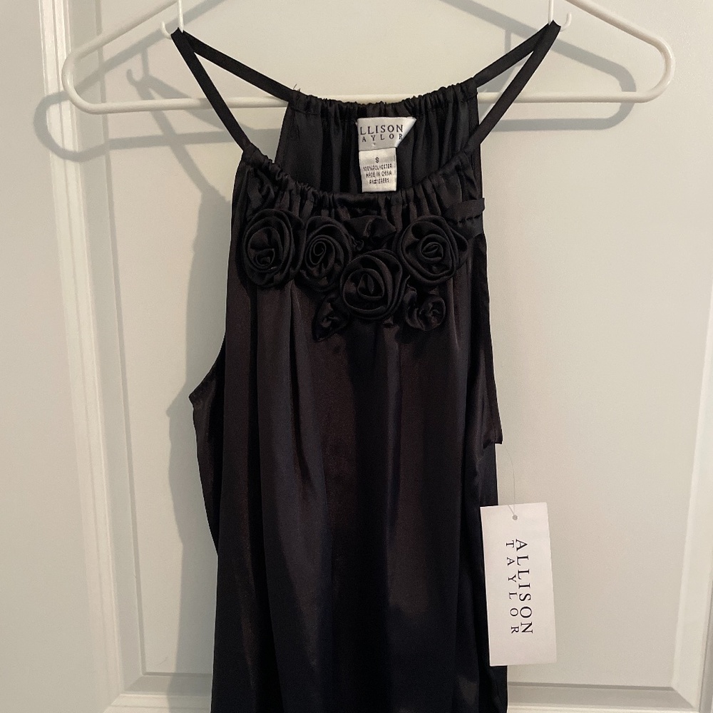 Black Sleeveless top